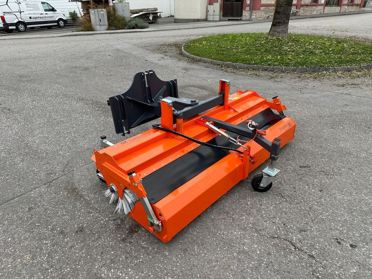 E-FARM: Bema 20 bk kehrmaschine - Municipal equipment - id DDTICMM - Year of construction: 2024 - Austria