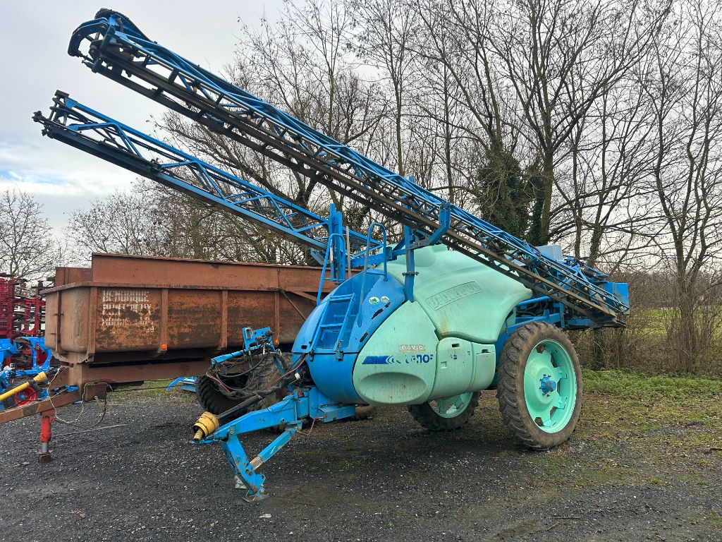 Berthoud tenor sprayers €16,000