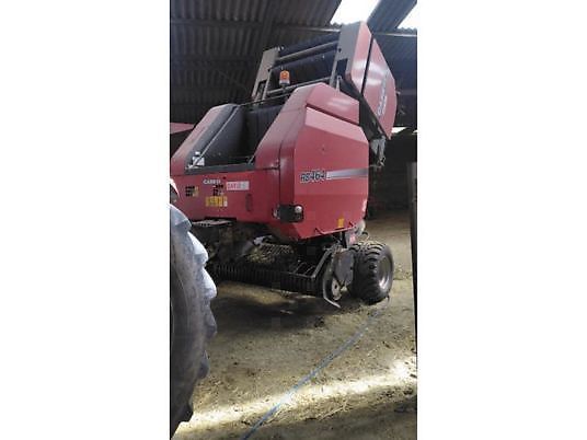 E-FARM: Case IH rb464 - Balownica - id UBRDCES - 10 000 € - Rok produkcji: 2013 - Wyprodukowane bele: 17 300,Francja