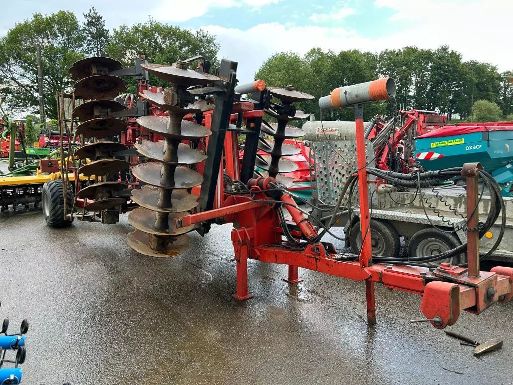 E-FARM: GREGOIRE BESSON discotill boxr mk28 - Cultivateur - id QGGVQCY - 8 000 € - Année: 2011 - France