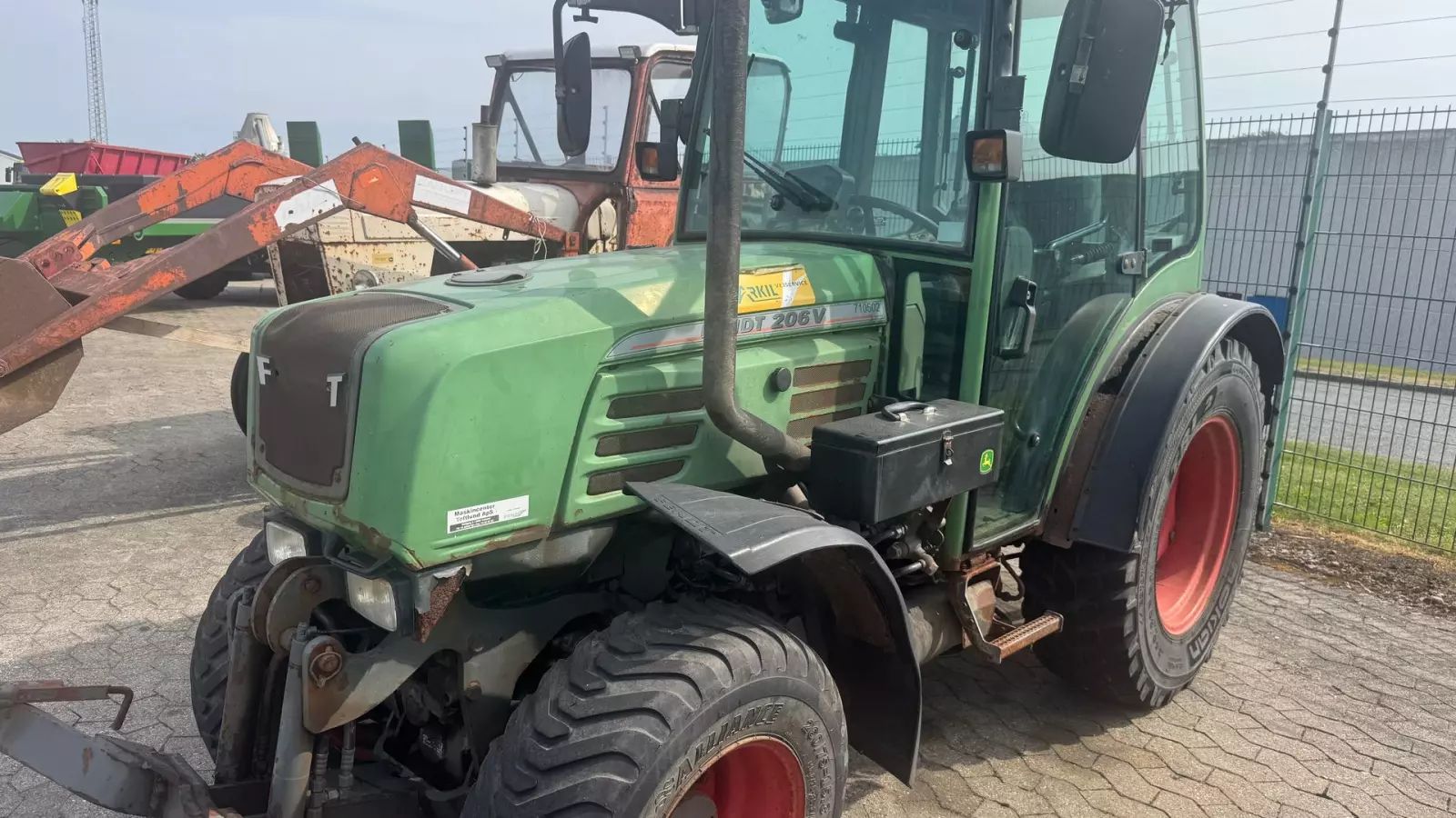 Fendt 206 V Traktor 16 724 €