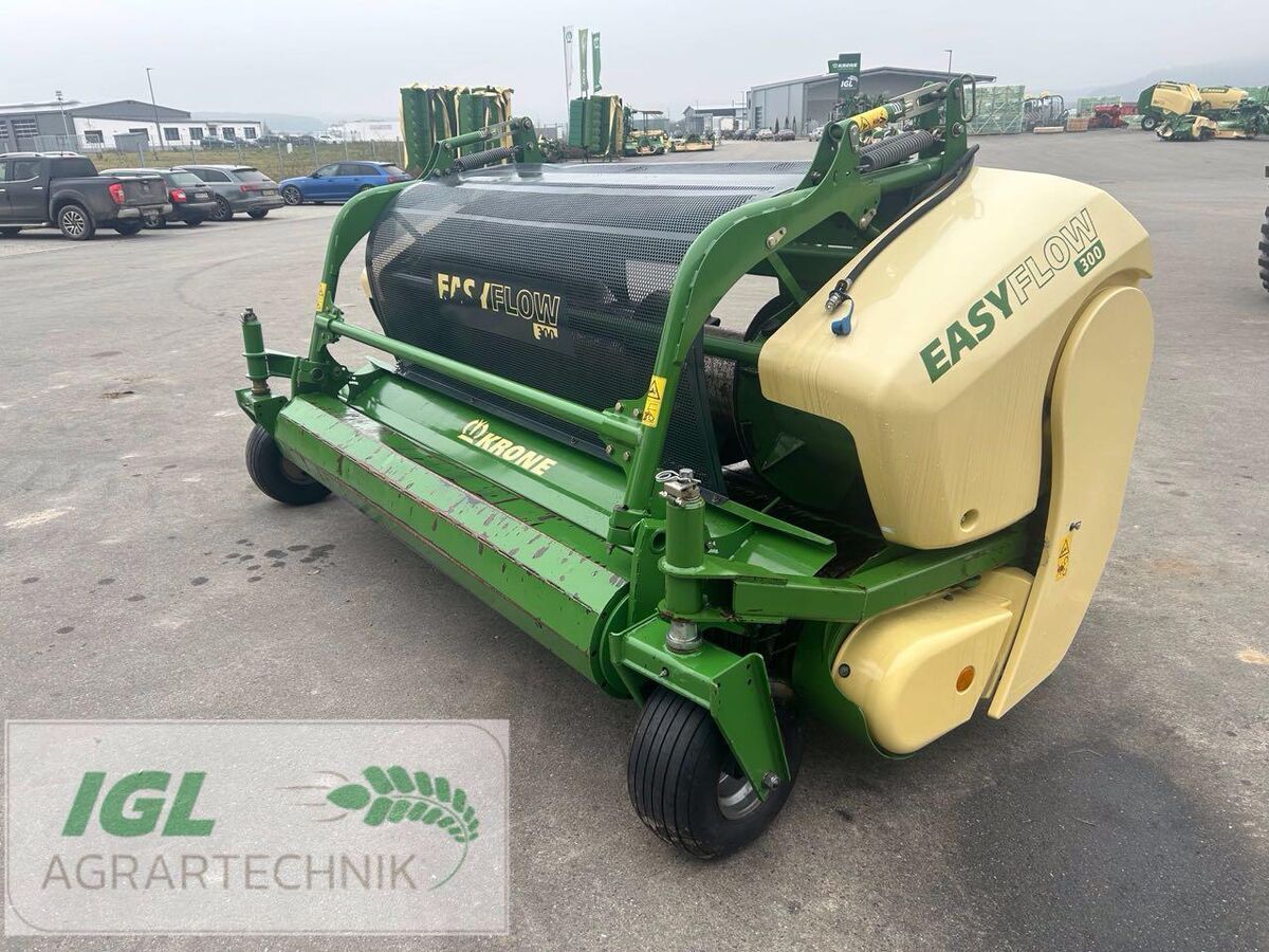 Krone easy flow 300 Header €9,900