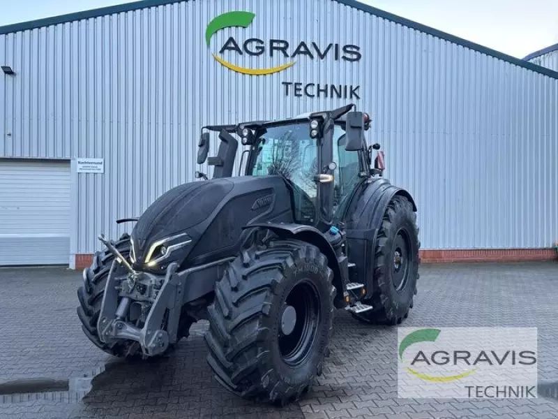Valtra Q305 Traktor 176.000 €