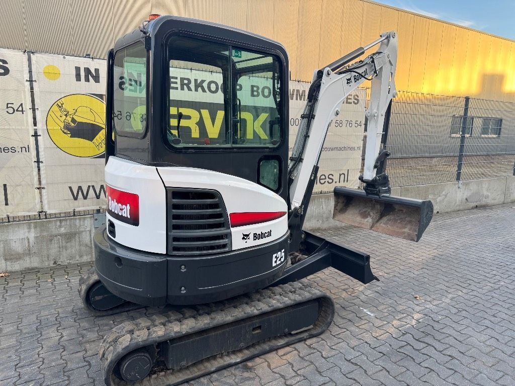 Bobcat e25 Mini bager 16.500 €
