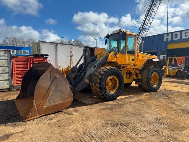 VOLVO l 120 e Cargador de ruedas 37.500 €