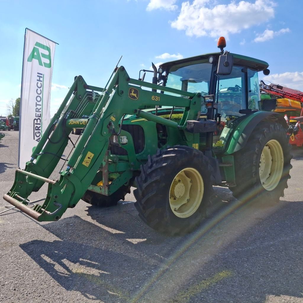 John Deere 5820 Traktor 29 000 €