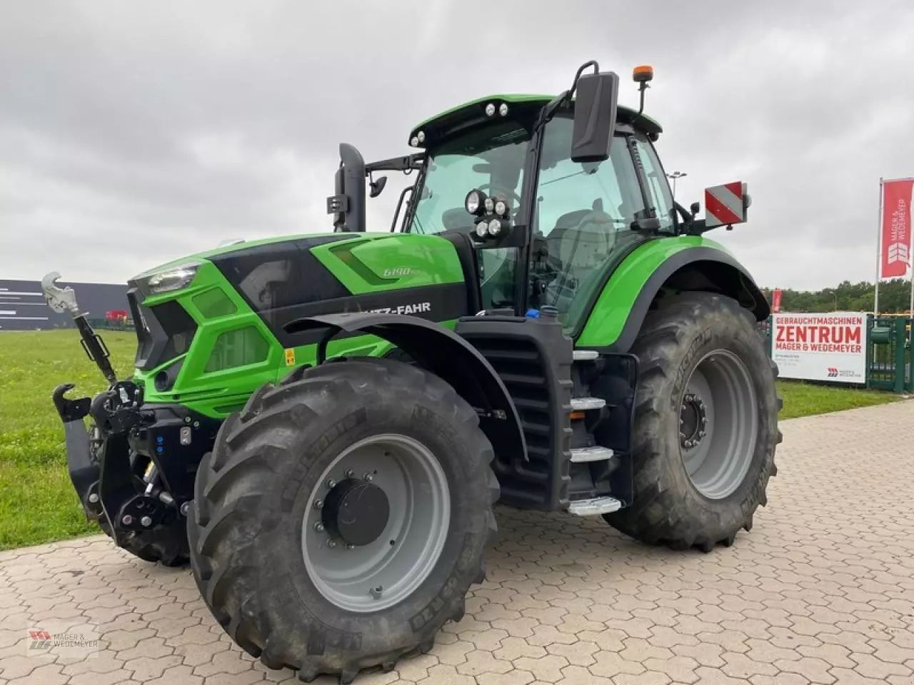 E-FARM: Deutz-Fahr Agrotron 6190 TTV - Tracteur - id BTIKFPG - 112 500 € - Année: 2022 - Lecture du nombre d'heure: 448,Puissance du moteur (chevaux): 192,Allemagne