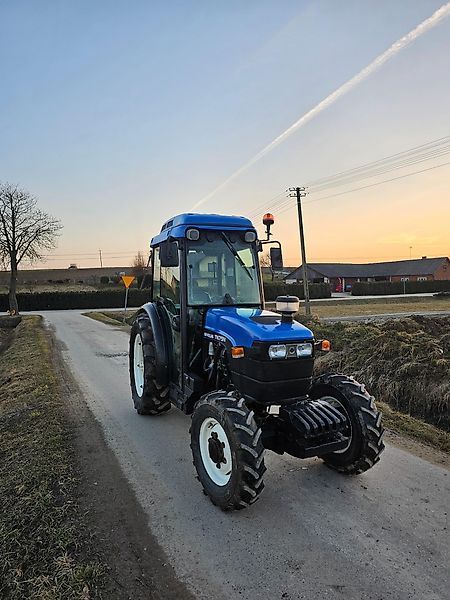 New Holland TN 75 N Tractor €17,058