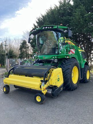 John Deere 9700 Ensileuse automotrice 375 549 €