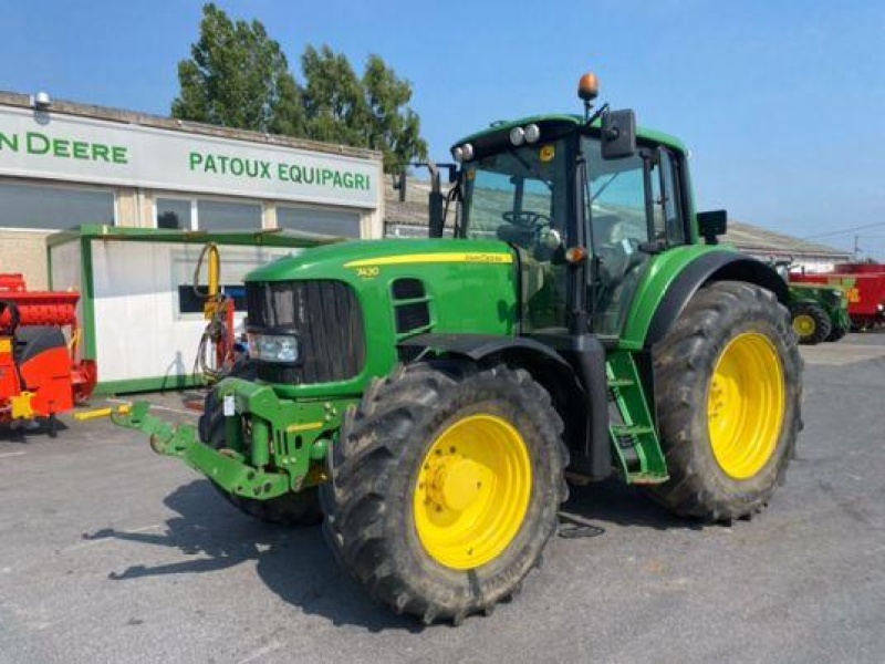 John Deere 7430 Premium tractor €65,000