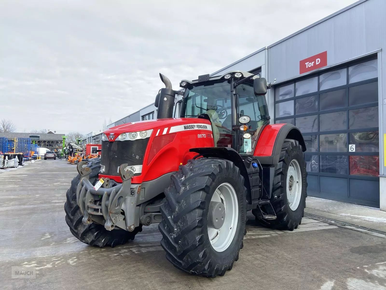 Massey Ferguson MF 8670 Dyna-VT Traktor 70.750 €
