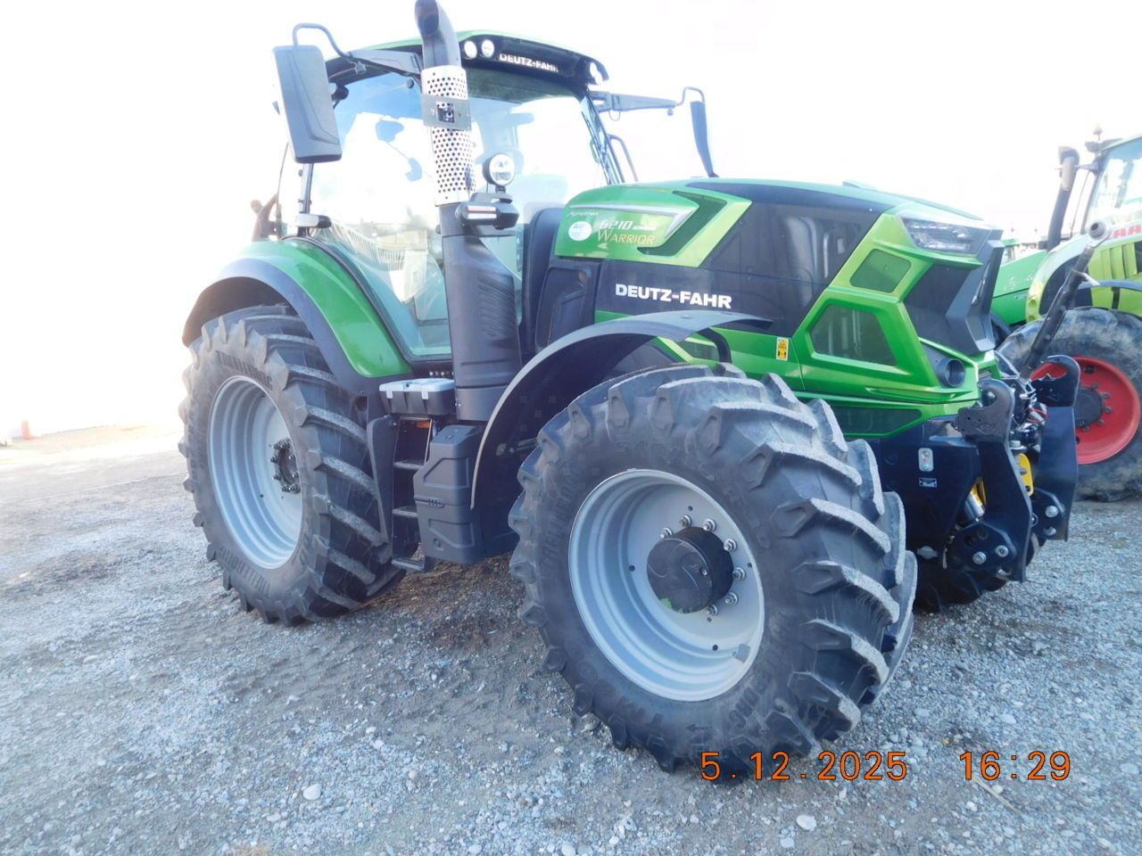 Deutz-Fahr 6210 CShift Agrotron Traktor 115 000 €