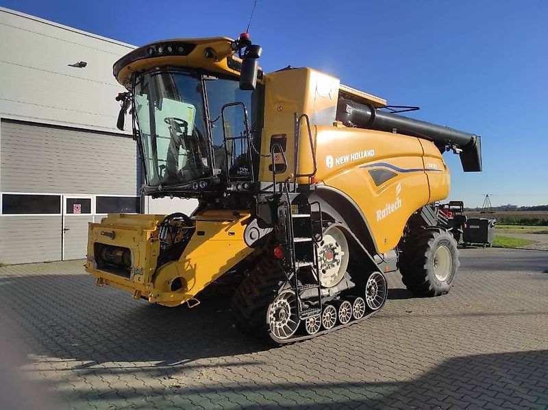 New Holland CR 8.90 Tracks Kombajn zbożowy 516 424 €