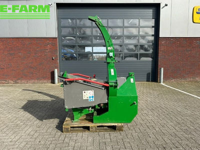 E-FARM: sonstige kellfri 13-wc 17h woodchipper - Wood chipper and grinder - id DYLEZEW - €5,450 - Year of construction: 2019