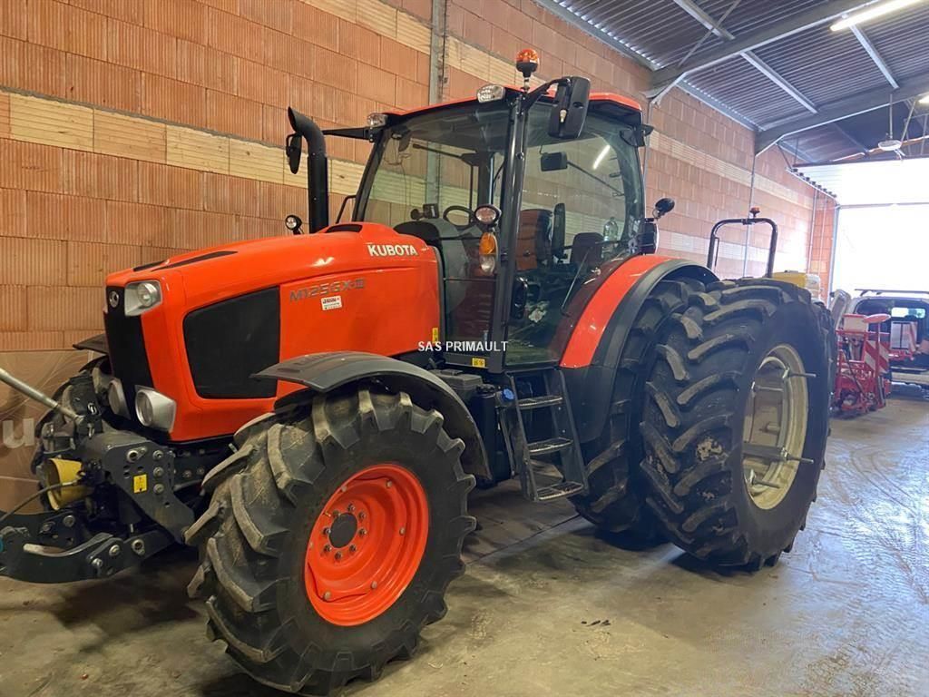E-FARM: Kubota m125 gxs-iii - Tractor - id BM6HTTD - 50.000 € - Año: 2018 - Potencia del motor: 125,Francia