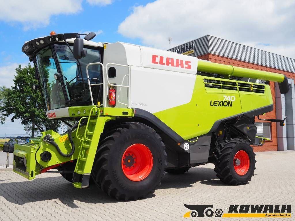 Claas Lexion 740 Κομπίνα 164.000 €