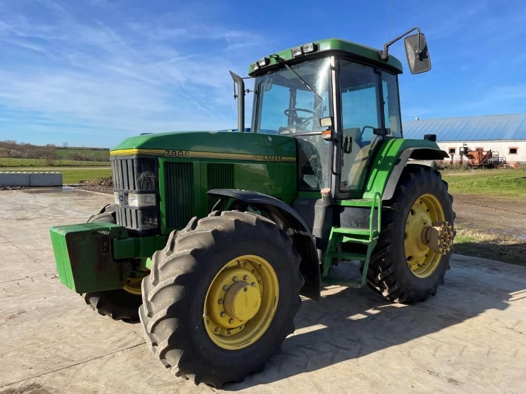 E-FARM: John Deere 7800 - Tracteur - id S5RQJK1 - 25 210 € - Année: 1994 - Lecture du nombre d'heure: 13 946,Puissance du moteur (chevaux): 170,Hongrie