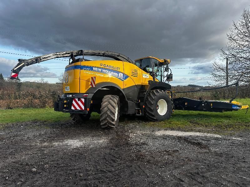 E-FARM: New Holland FR 780 - Cosechadora de forraje autopropulsada - id KTBLGYY - 460.000 € - Año: 2023 - Horas: 999,Francia