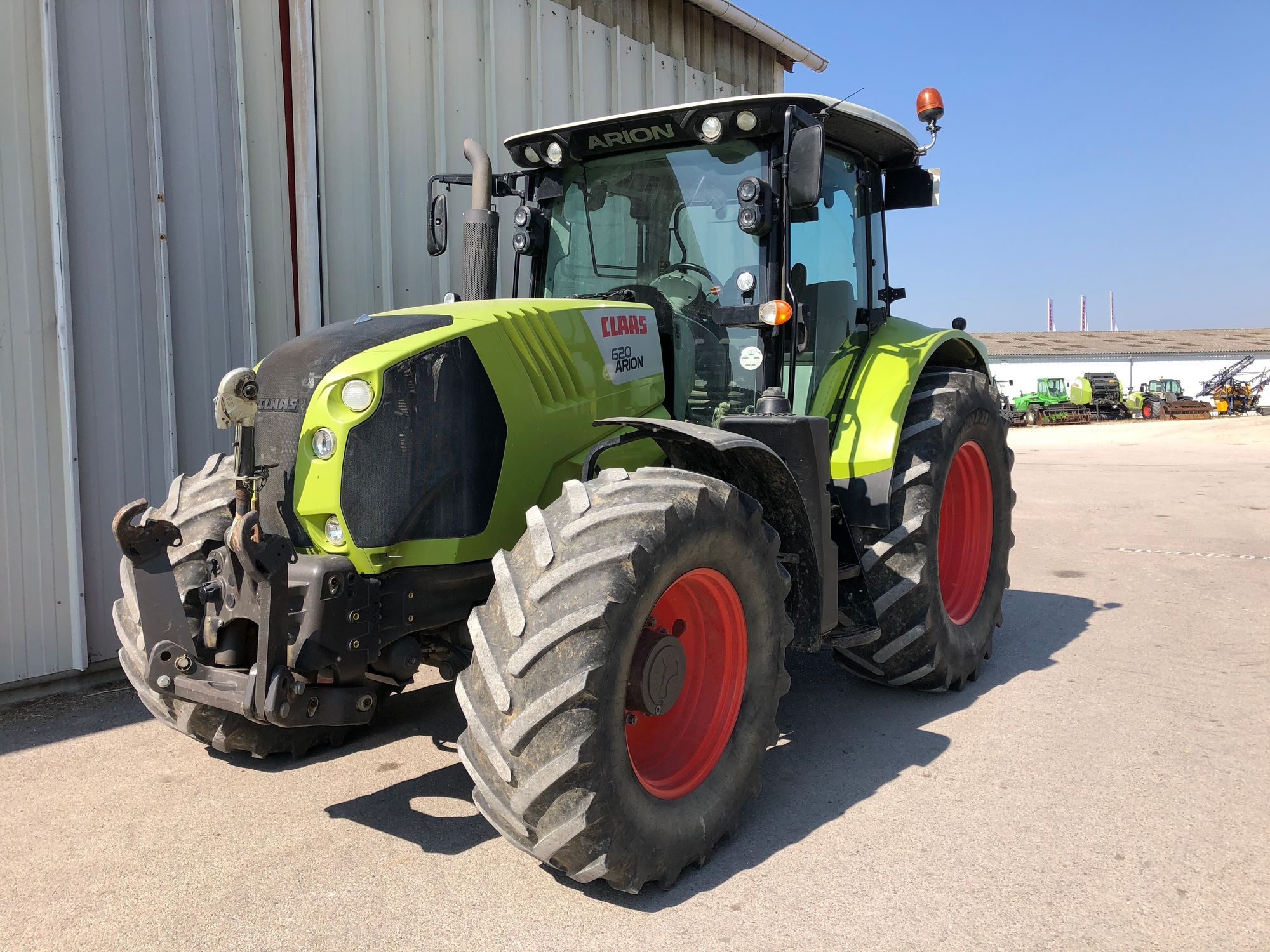 E-FARM: Claas Arion 620 CIS - Tractor - id NJQJA3A - 52.500 EUR - Anul: 2013 - Citeste ore: 4.900,Muterea motorului: 145,Franța