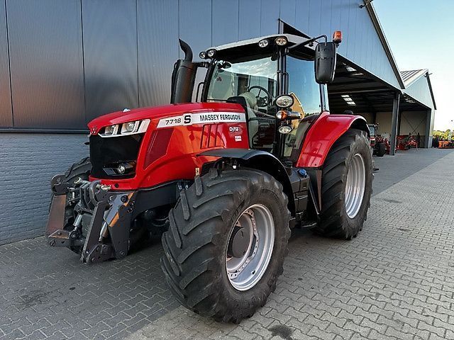 Massey Ferguson 7718 S Traktor 81 000 €