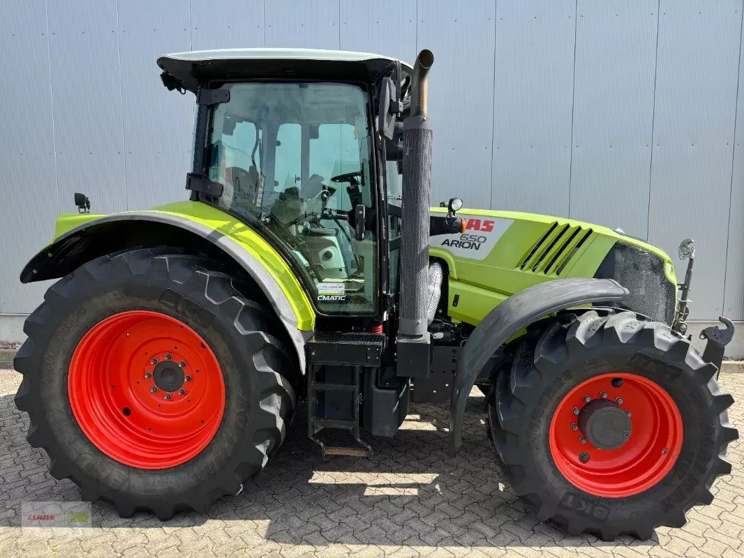 E-FARM: Claas Arion 650 - Τρακτέρ - id QHDBBWC - Χρονία: 2015 - Μετρητής ωρών: 5.891,Ισχύς κινητήρα: 180,Γερμανία