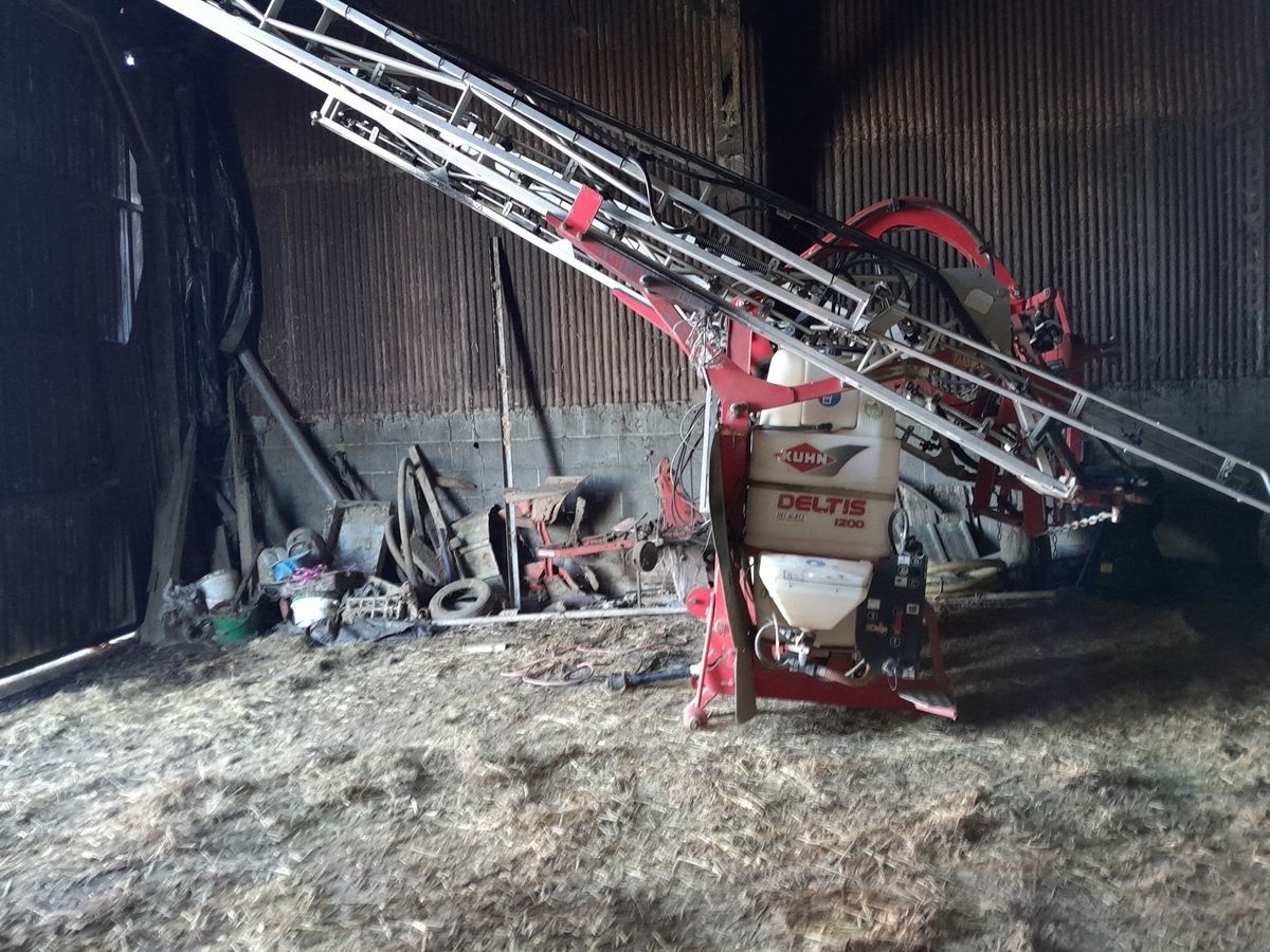 Kuhn Deltis 1200 RHPM sprayers €7,500