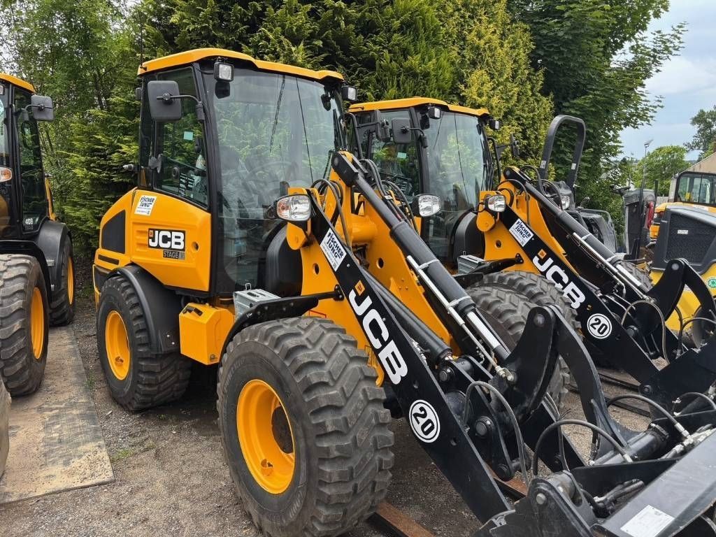 JCB 407 Chargeuse sur pneus 49 500 €