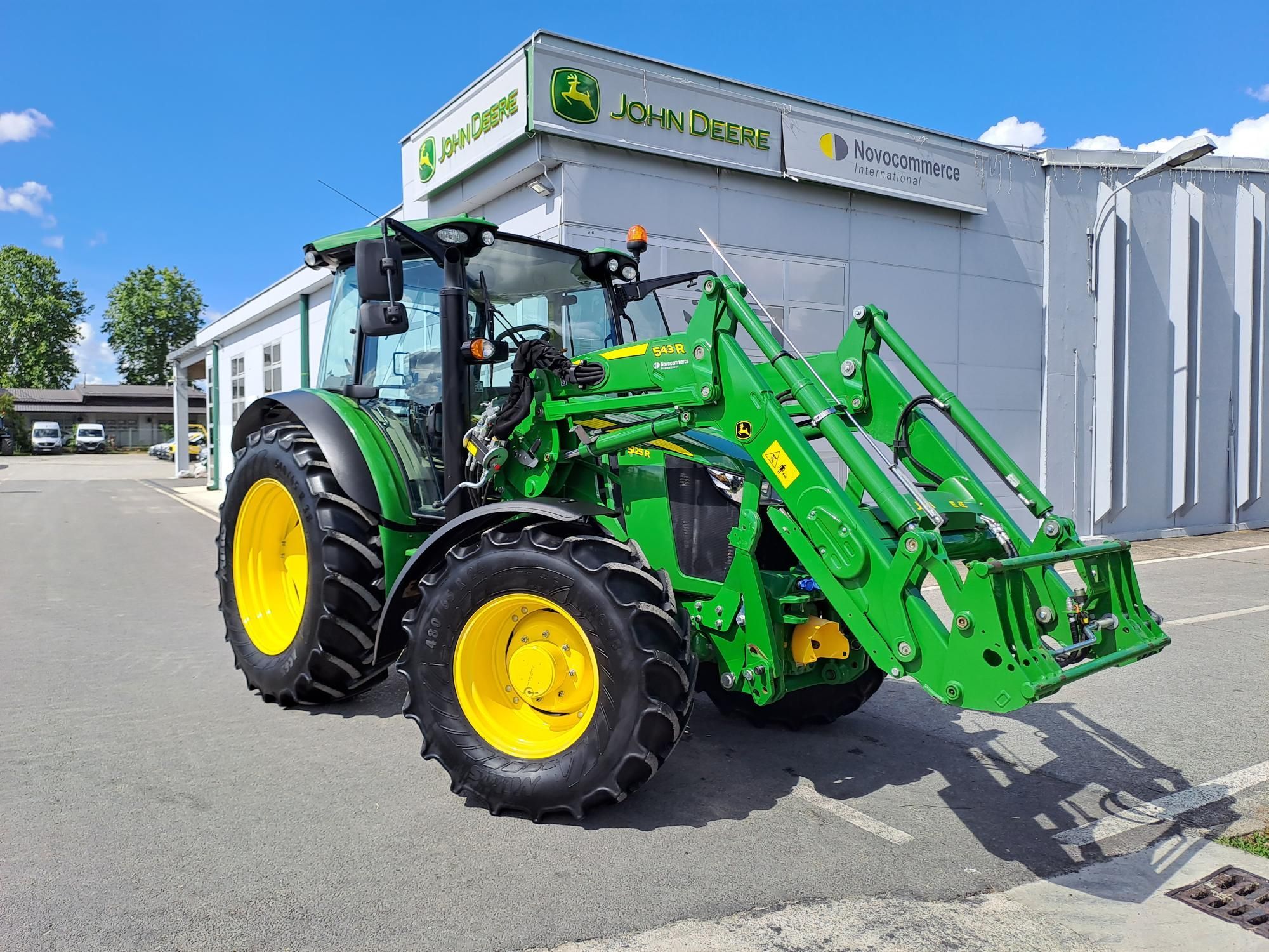 E-FARM: John Deere 5125 R - Tractor - id 7NH7ZXR - 93.000 € - Año: 2019 - Horas: 1050,Potencia del motor: 125,Croacia