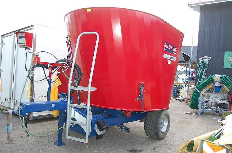 E-FARM: SILOKING compakt 12 - Mixer feeder - id RNKSGXV - €8,319 - Year of construction: 2012 - Germany
