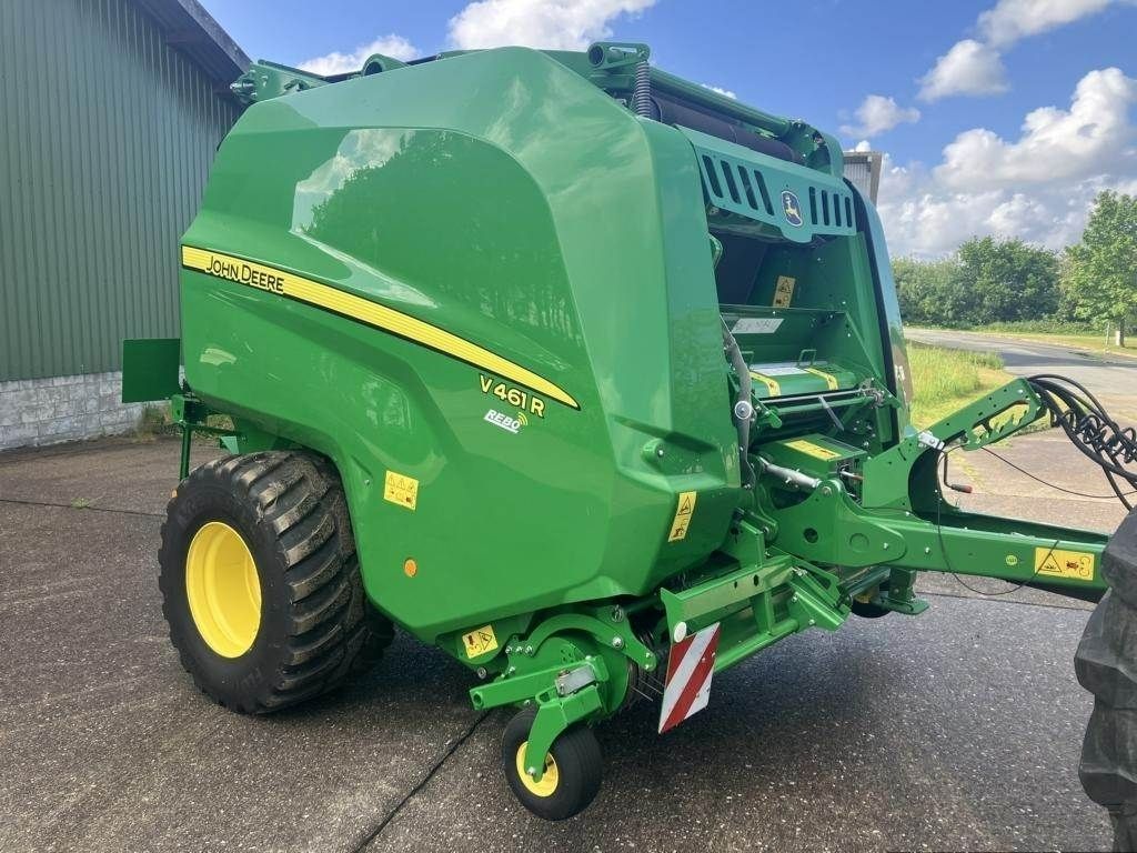E-FARM: John Deere V461R - Presse à balles - id UTWJUIH - 87 227 € - Année: 2023 - Allemagne
