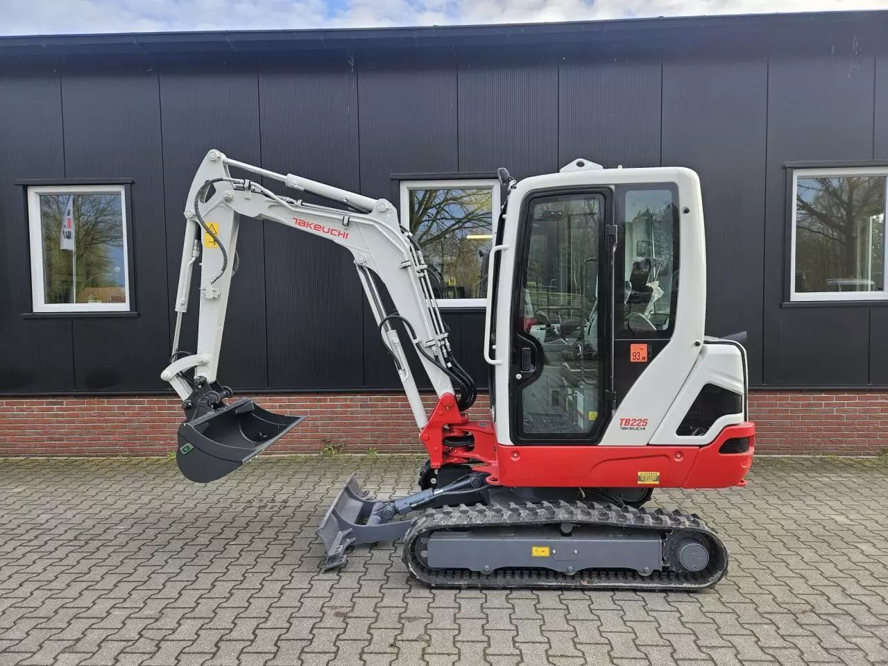 Takeuchi tb225 Mini ekskavatorius 29 950 €