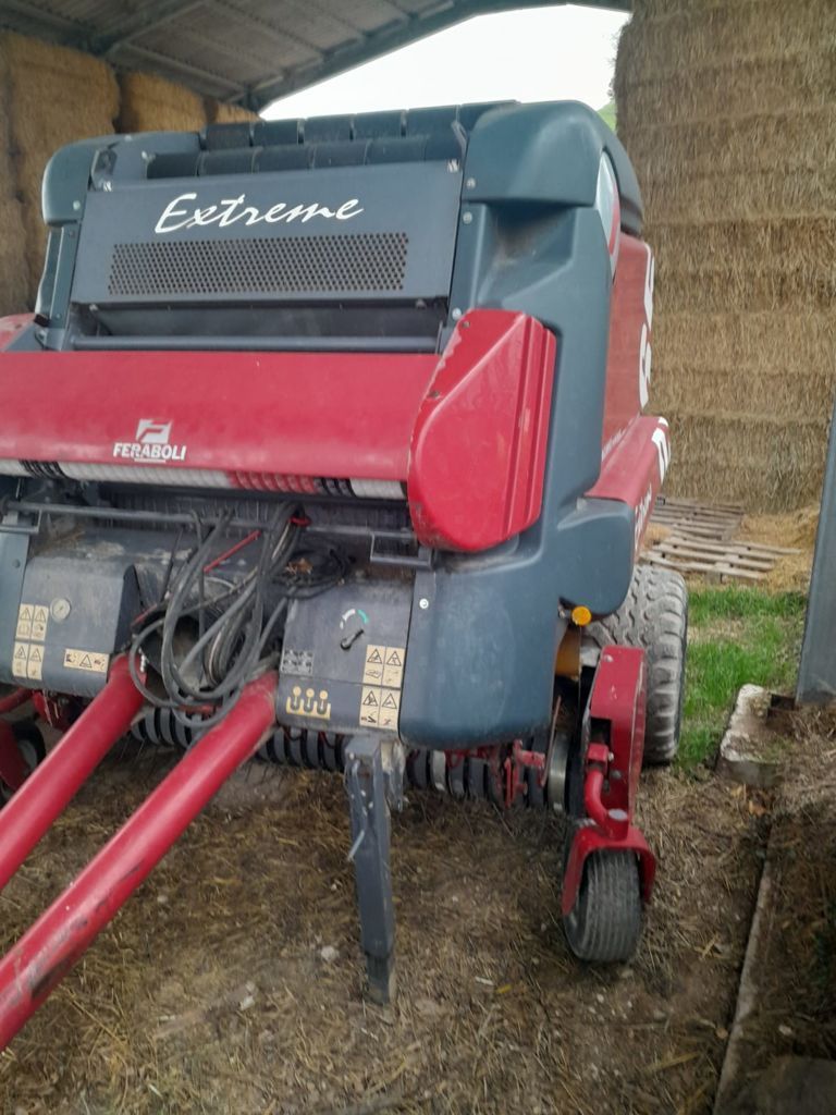 Feraboli extreme 265 ht Presse à balles 15 000 €