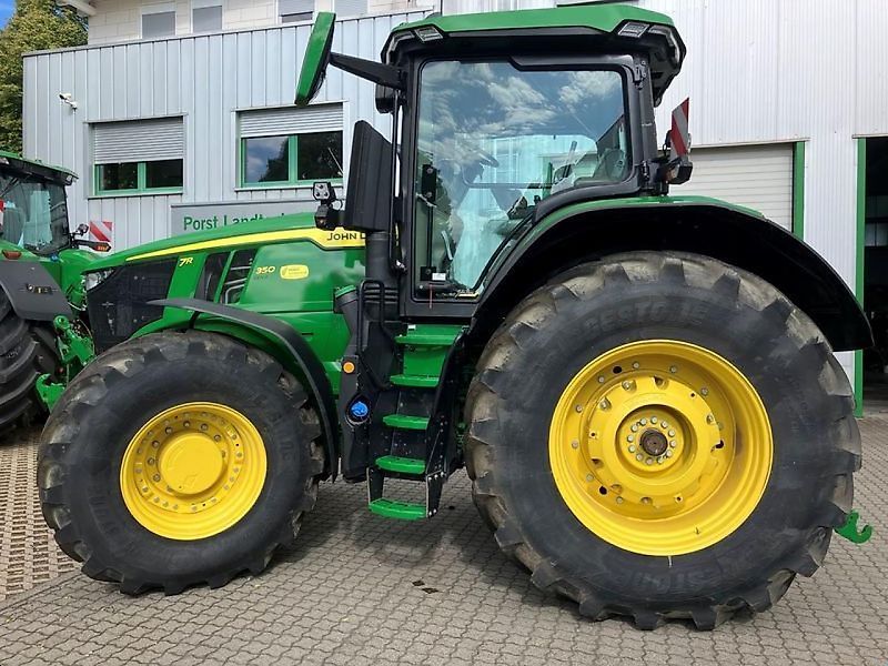 John Deere 7R 350 Tractor €242,000