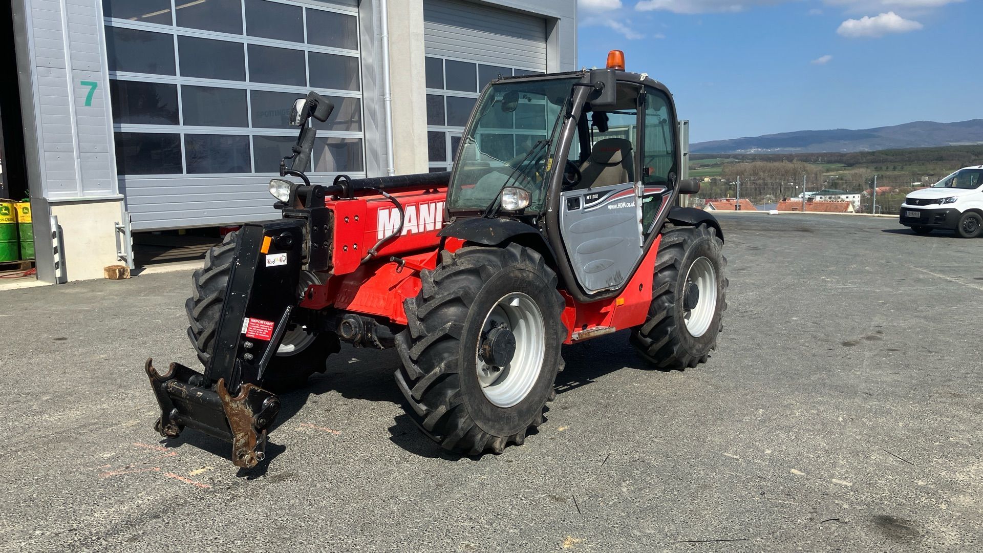 E-FARM: Manitou MT 932 - Chargeur télescopique  - id KTERVHU - 35 750 € - Année: 2014 - Lecture du nombre d'heure: 5 950,Autriche