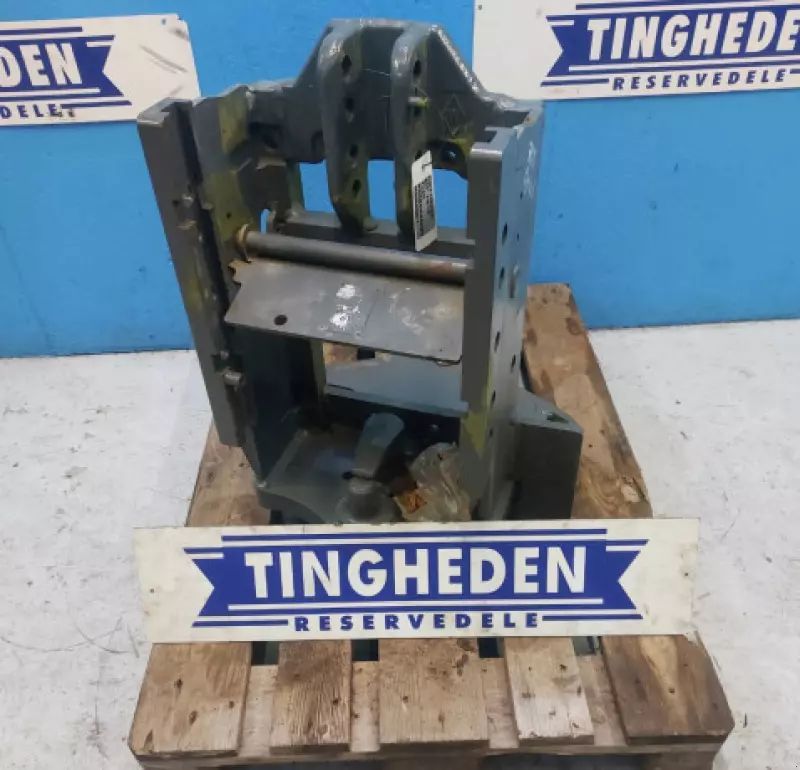 Massey Ferguson 7618 Parts