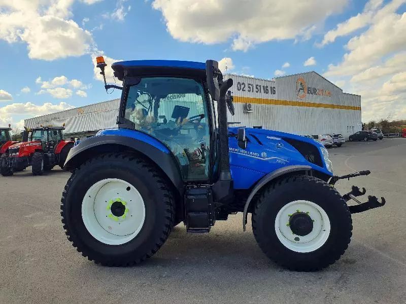 E-FARM: New Holland T5.120 AC - Трактор - id 33YPUUF - 77 000 € - Година на построяване: 2022 - Работни часове на двигателя: 1528,Мощност на двигателя (HP): 120,Франция