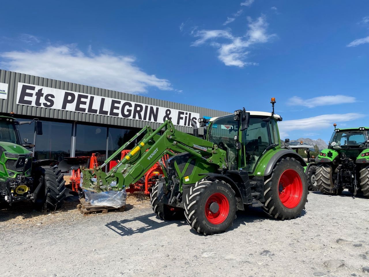 E-FARM: Fendt 312 Vario Power - Traktor - id WVNPHK2 - 105.000 € - Baujahr: 2022 - Abgelesene Motorstunden: 1.200,Motorleistung (PS): 120,Frankreich