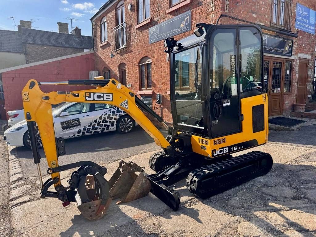 JCB 16 c-1 Mini excavator €14,352
