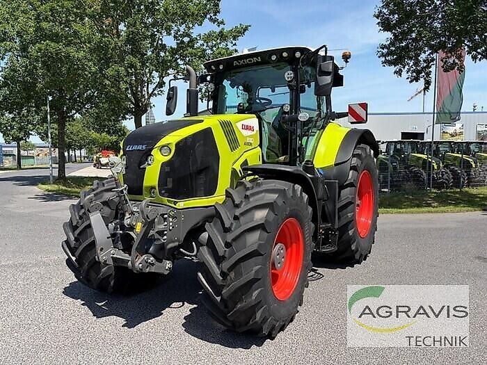 Claas Axion 830 CMATIC Tractor €151,500