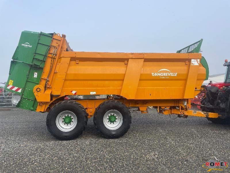 E-FARM: Dangreville ev10 - Roztrząsacz obornika i kompostu - id CPAQFYE - 40 950 € - Rok produkcji: 2019 - Francja
