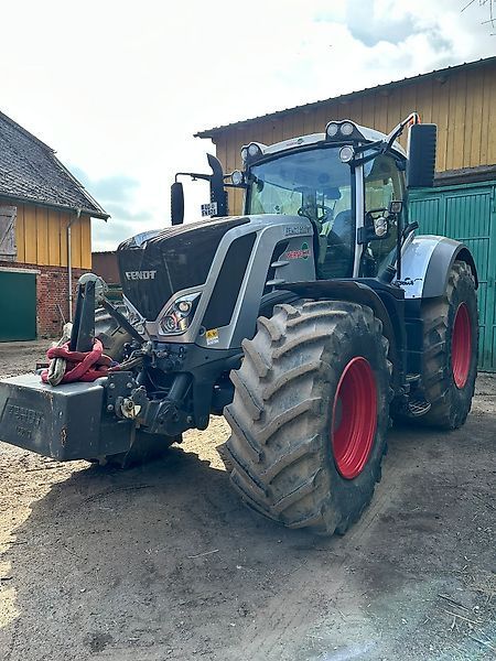 E-FARM: Fendt 828 Vario Profi - Traktor - id A4T7EFM - 105.000 € - Baujahr: 2018 - Abgelesene Motorstunden: 4.658,Deutschland