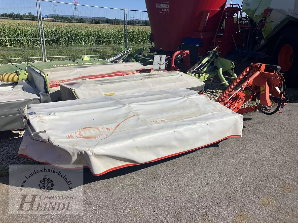 E-FARM: Kuhn gmd 700 ii - Faucheuse - id A2BU8GZ - 6 106 € - Année: 2010 - Lecture du nombre d'heure: 100,Autriche
