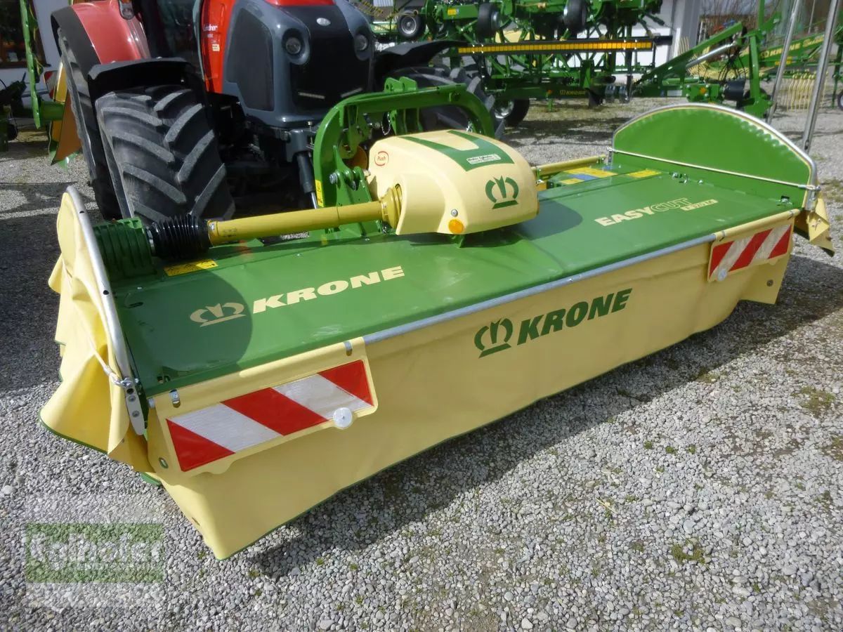 Krone EasyCut F 320 M Kosiarka 11 555 €