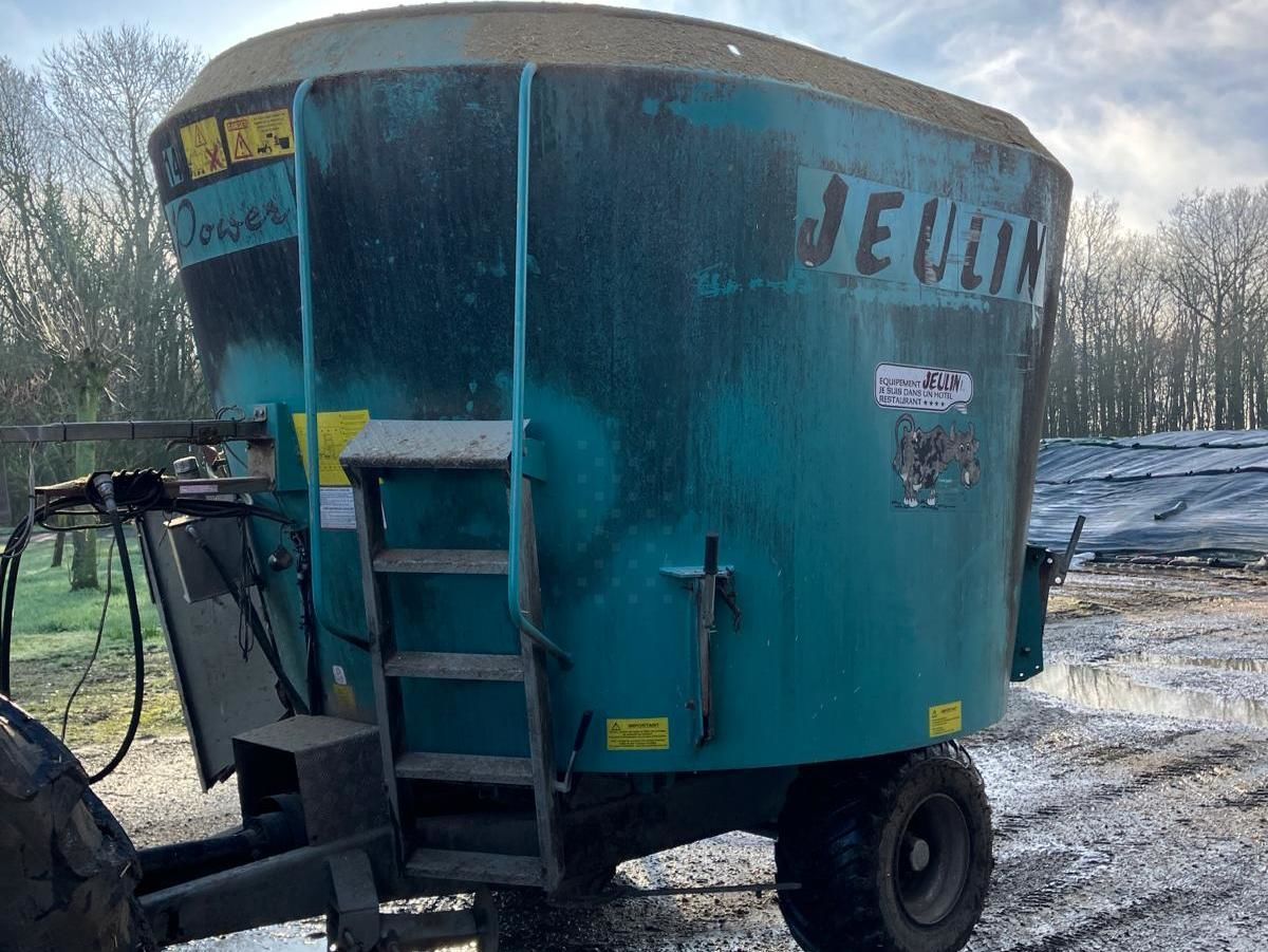 E-FARM: Jeulin power 14 - Mixer feeder - id 268WVKS - €9,800 - Year of construction: 2012 - France