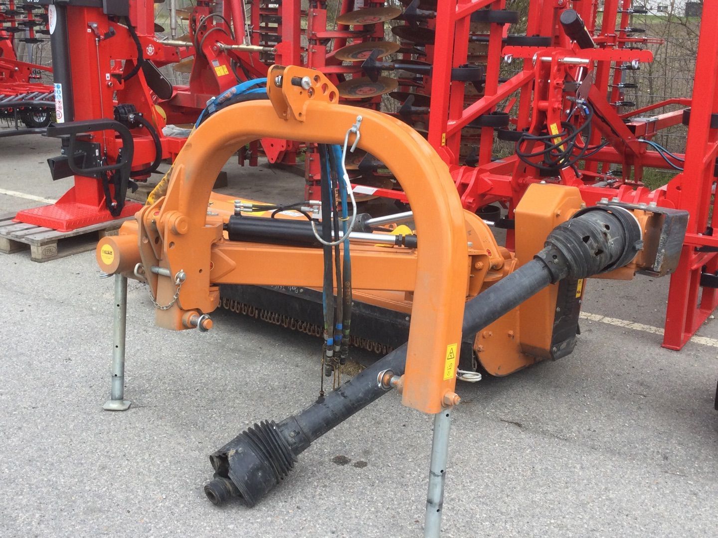E-FARM: BERTI Seiten Mulcher - Broyeur - id KXIURLF - 9 469 € - Année: 2022 - Autriche