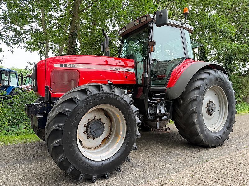 Massey Ferguson 8240 Tractor