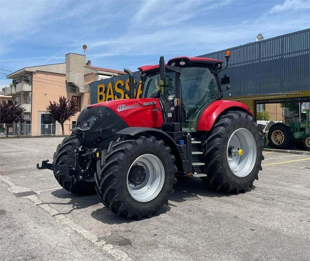 E-FARM: Case IH Puma 175 CVX - Tractor - id USIG4GB - Año: 2023 - Potencia del motor: 225,Italia