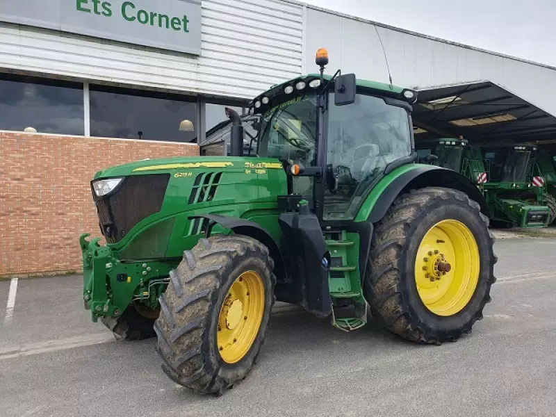 E-FARM: John Deere 6215 R - Tractor - id QD4JCX5 - €61,000 - Year of construction: 2017 - Engine hours: 8,919,Engine power (HP): 215,France