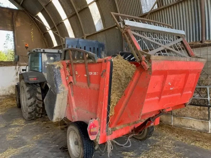 E-FARM: Kuhn Primor 3570 M - Alimentador de otros - id GCIRIFN - 5899 € - Dinamarca