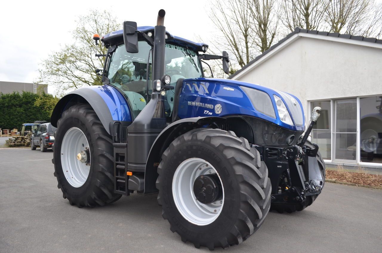 E-FARM: New Holland T 7.315 - Tractor - id 7CLDN8I - €106,000 - Year of construction: 2019 - Engine hours: 4,069,Engine power (HP): 315,Belgium